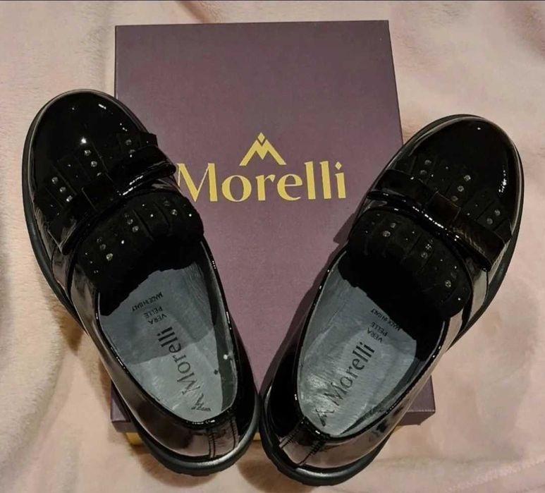 Sapato em verniz Andrea Morelli