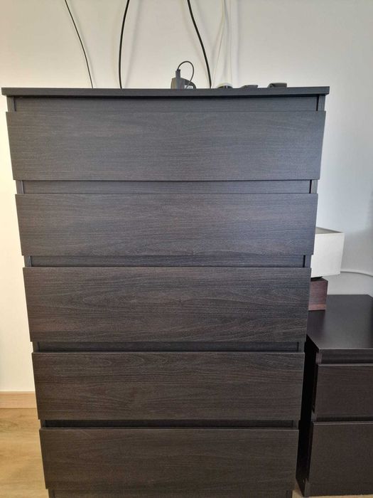 Cómodo IKEA com 70x112cm