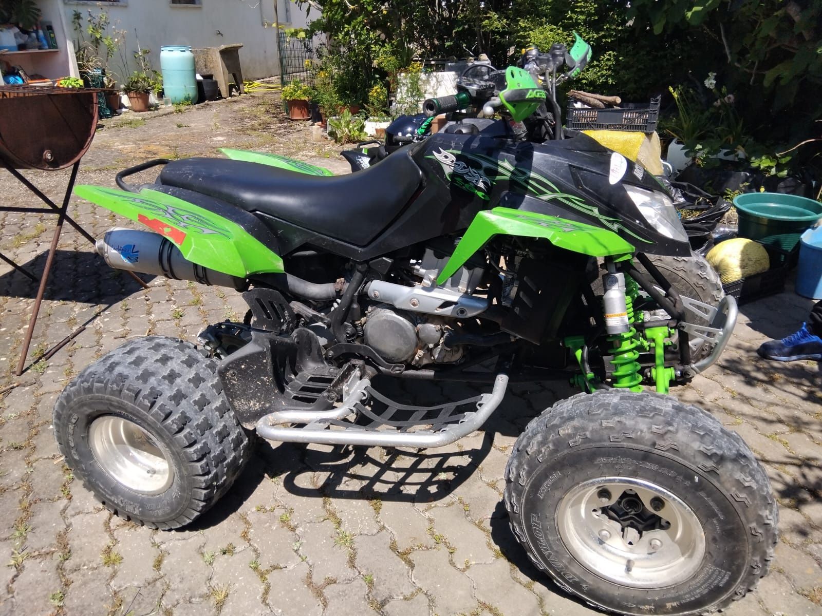 Arctic cat 400 em bom estado vendo por nao ter tempo para andar