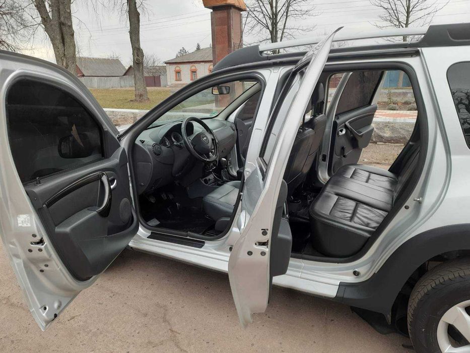 Продам Dacia Duster 2010