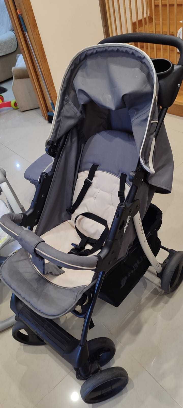 Carrinho bebé trio