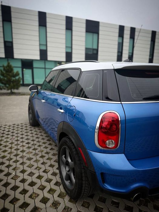 Продам стильний та динамічний MINI Cooper S Countryman 2013 року