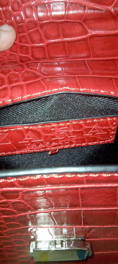 2 bolsas vermelhas da Zara