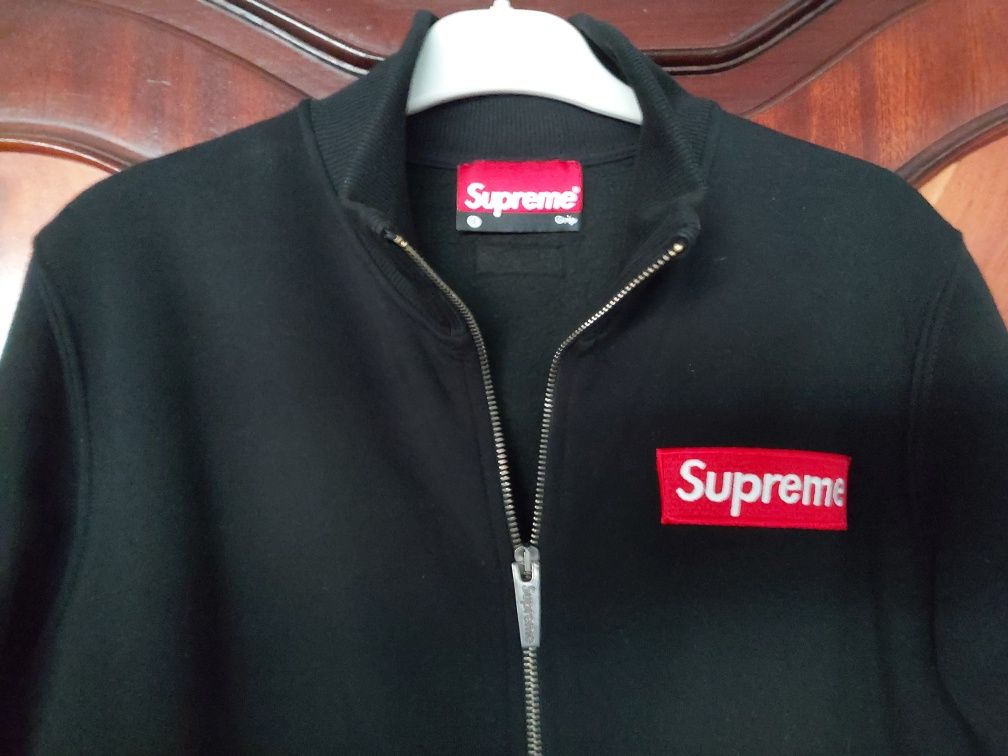 Casaco preto da Supreme