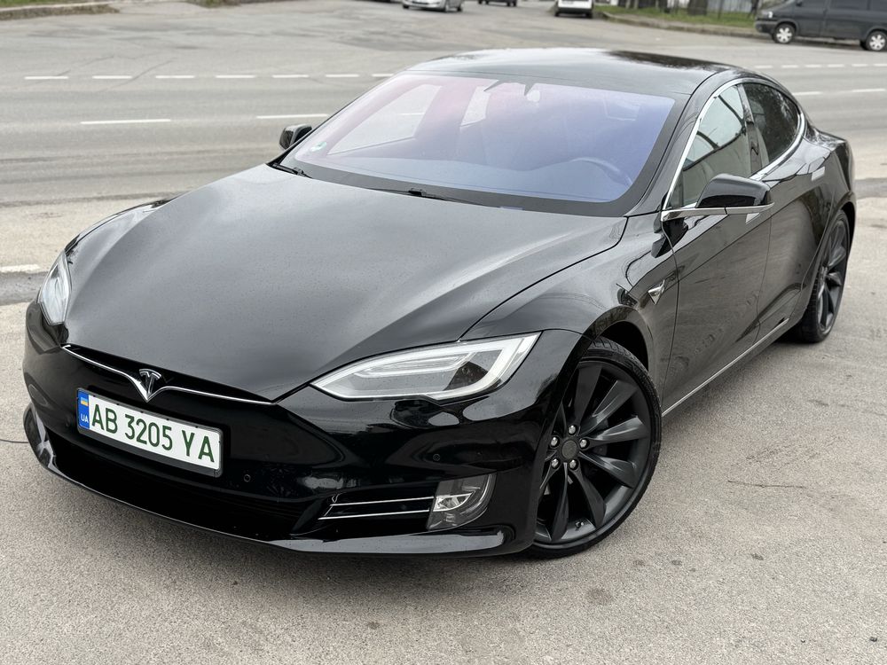 TESLA MODEL S Европа (Німеччина) Рестайлінг 2018