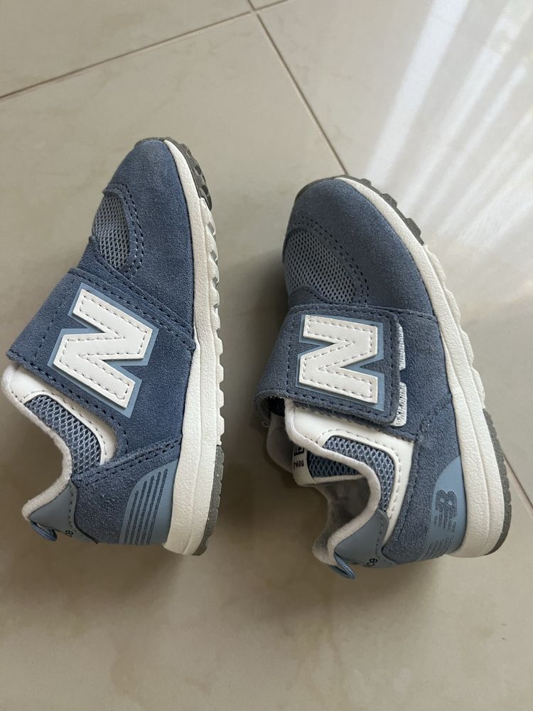 Дитячі кросівки NEW BALANCE
