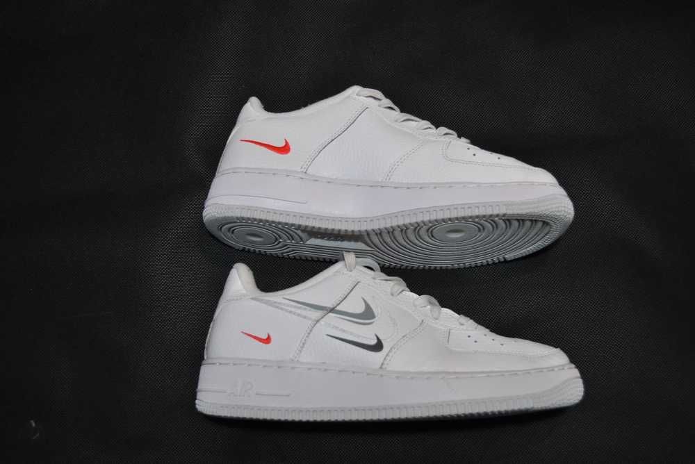 NIKE AIR FORCE 1 nr 38,5 buty damskie klasyczne snickersy b1v swoosh