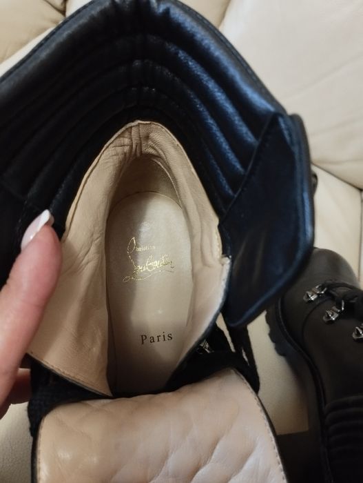 Лабутени шкіряні Christian Louboutin 38 розмір
