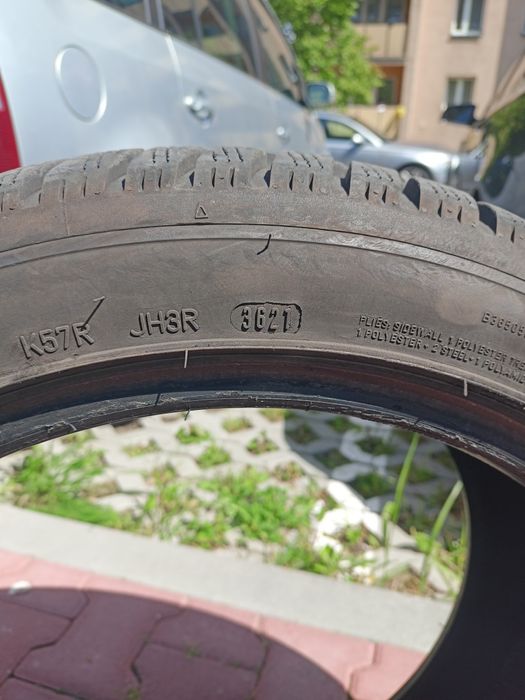 Opona zimowa Dunlop 225/45/17