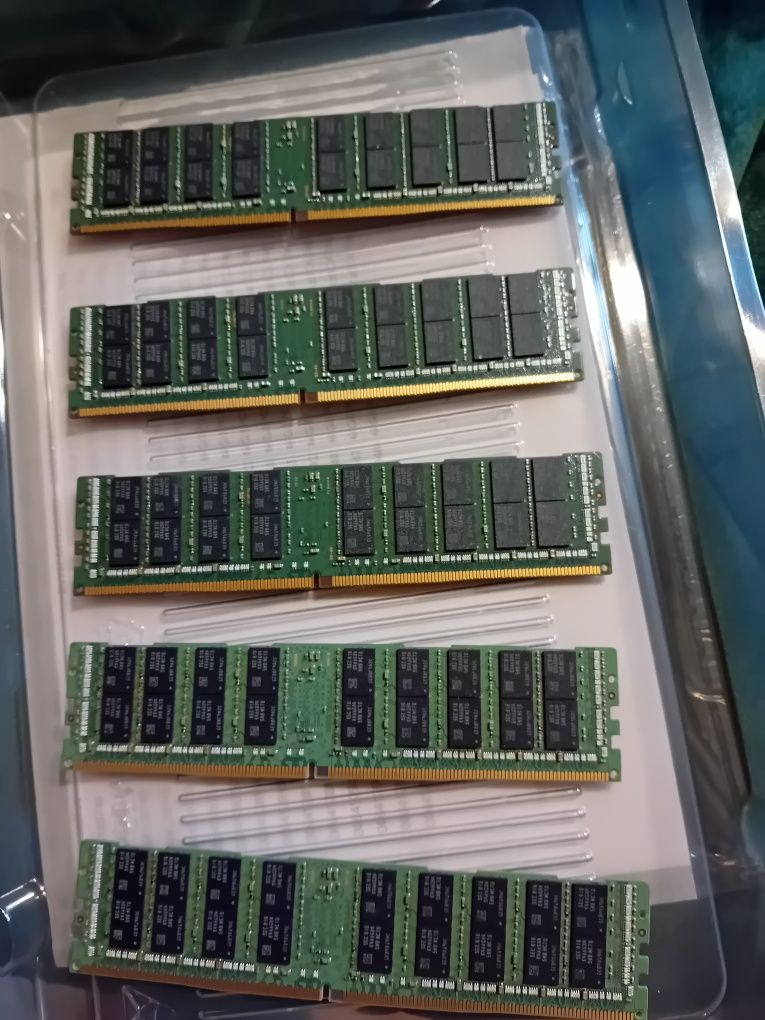Pamięć RAM Samsung 64GB 4DRx4 PC4-2666V DDR4 ECC REG 2666MHz