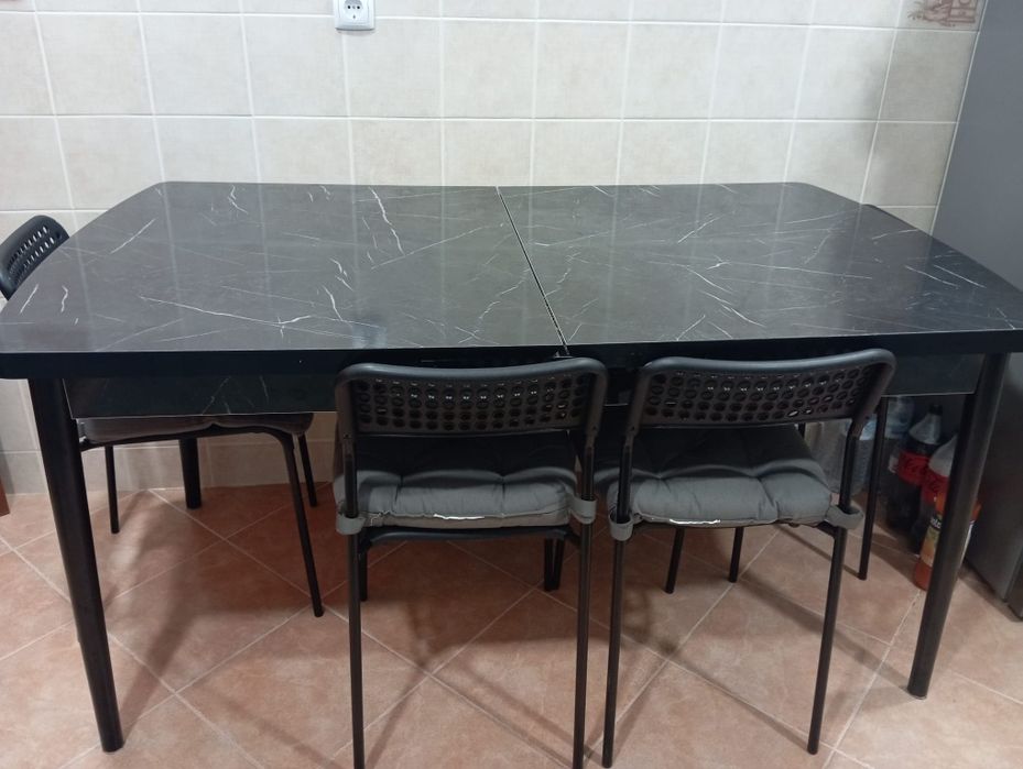 Mesa de Cozinha Extensível / Preta