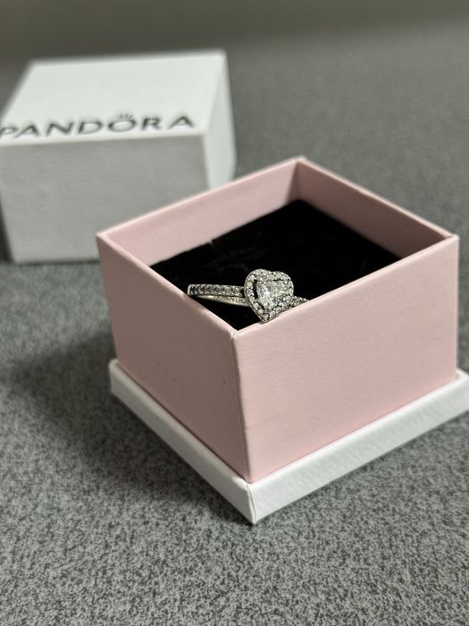 Каблучка Pandora "Щирі почуття"