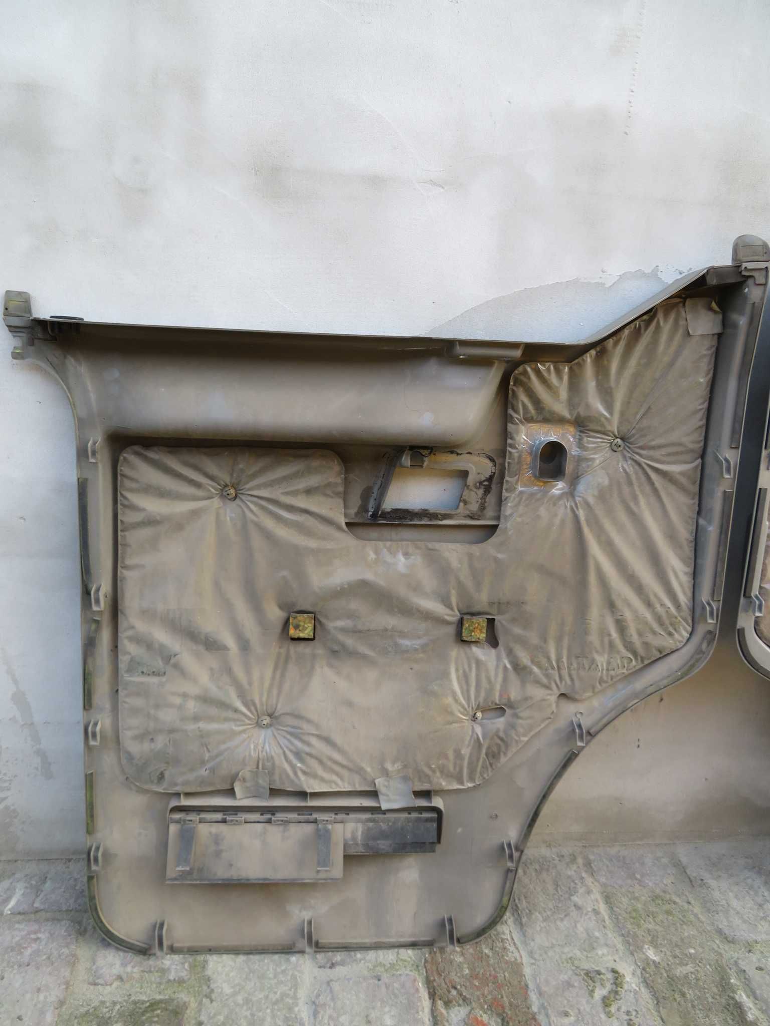 Дверні карти VW T4