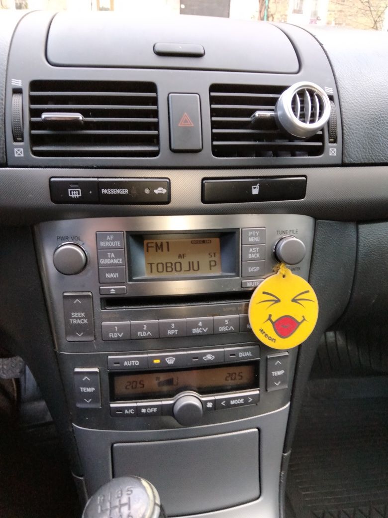 Тойота авенсіс 2008р.