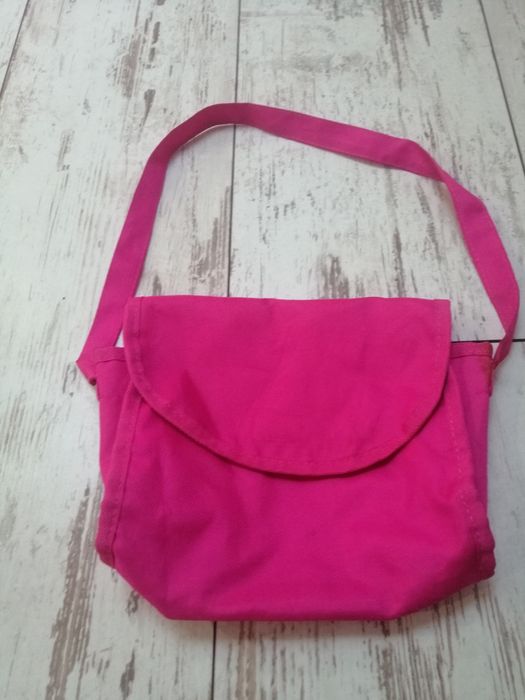 Sprzedam wózek oraz akcesoria dla dziewczynki