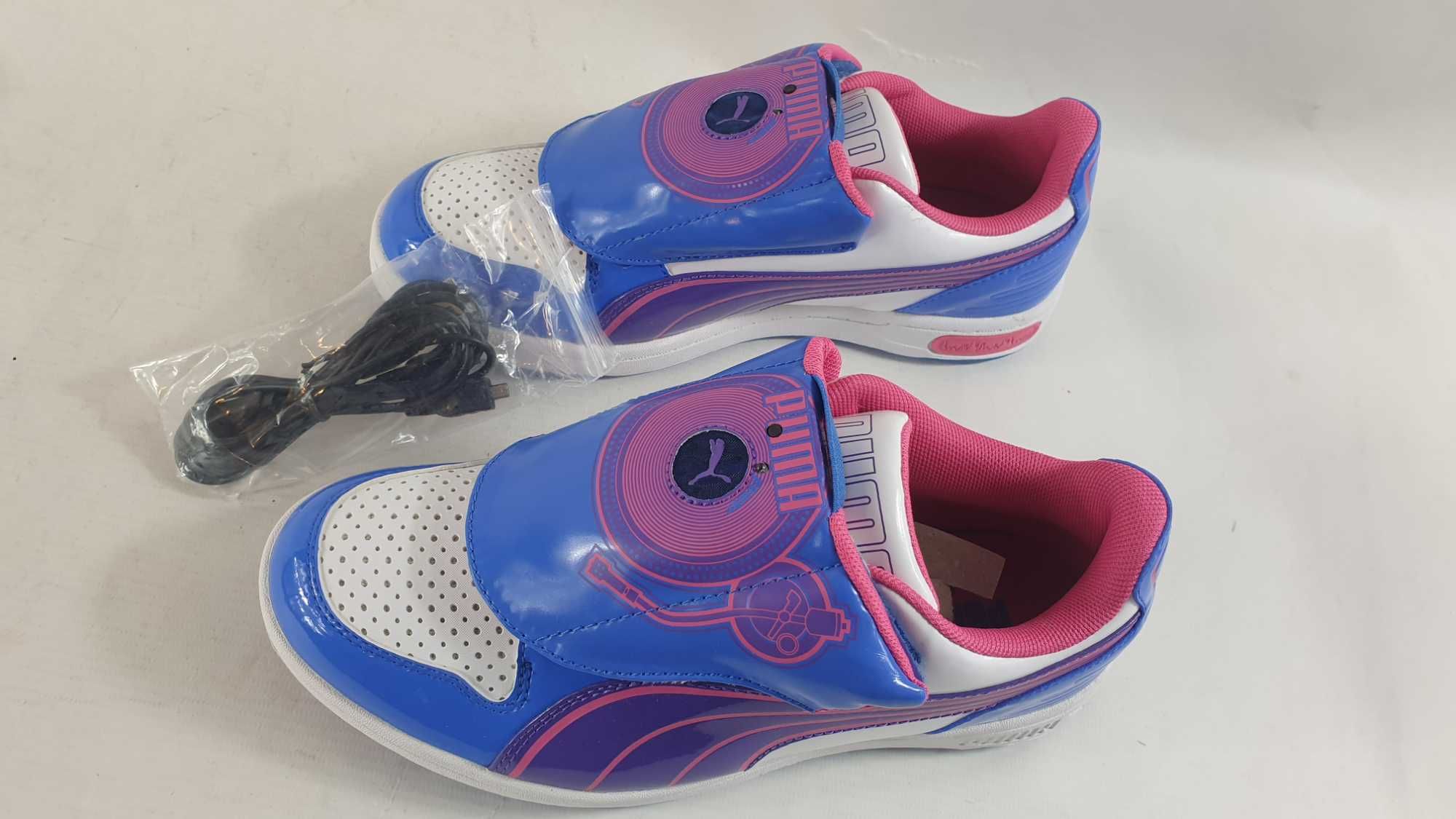 Buty sportowe Puma  r. 37 biały, niebieski