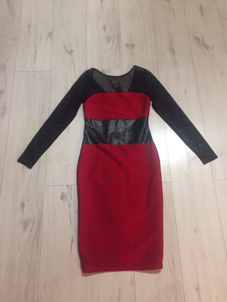 Nowa czerwona czarna skórka siatka sukienka studniówka Amy Childs 36