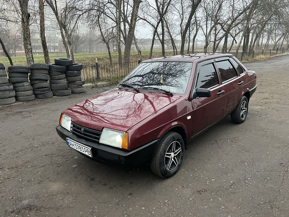 Продам отличную машину на полном ходу