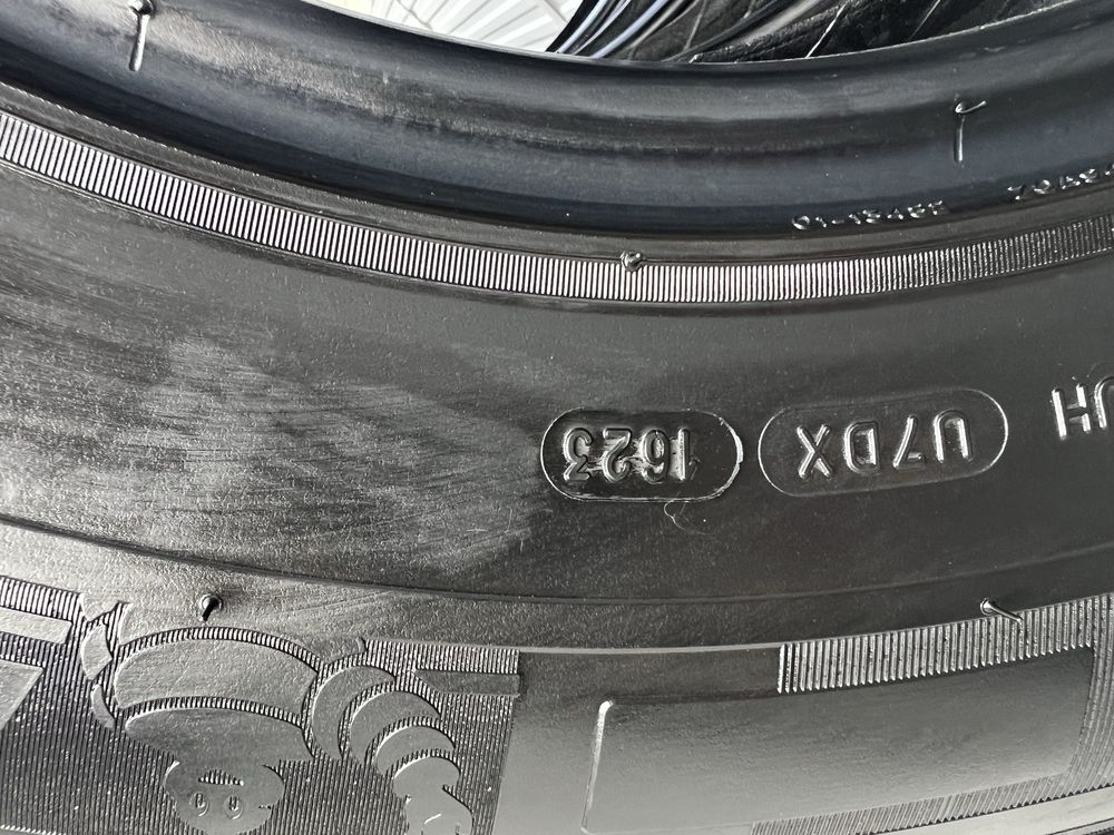 Шини Michelin Agilis Camping 225/75 R16CP 116Q