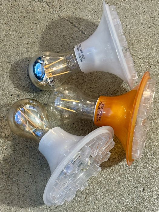 3 lampy kinkiety Artemide Milano Teti design Vico Magistretti SpaceAge