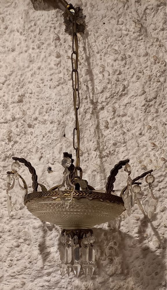 Candeeiro classico de teto em bronze e cristal