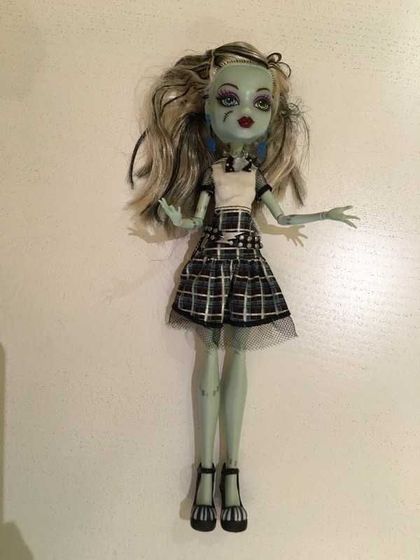 Interaktywna lalka Monster High Frankie Stein