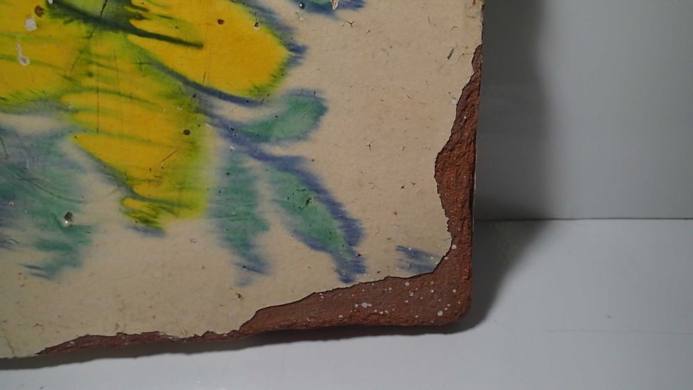 Azulejos antigo em Cerâmica de grandes dimensões