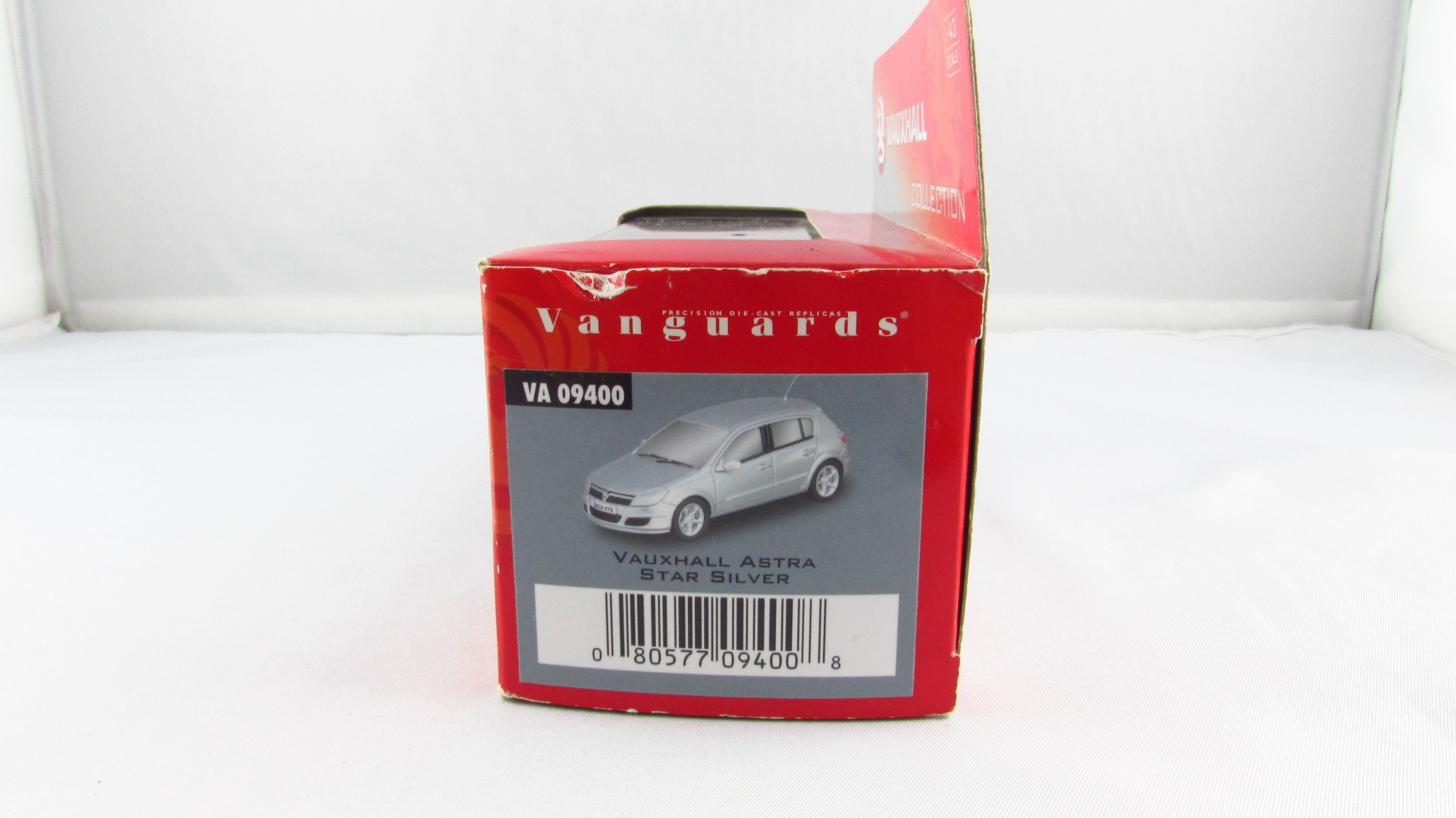 LEEDO - Vauxhall Collection - Astra Star Silver Model Samochód 1:43