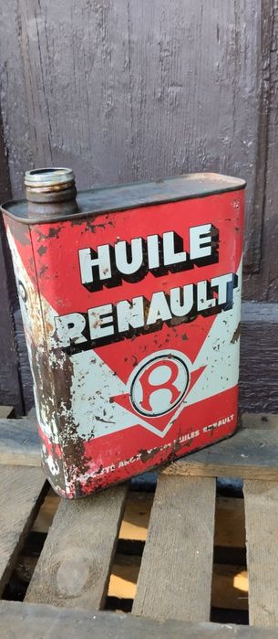 Stara puszka po oleju renault Francja