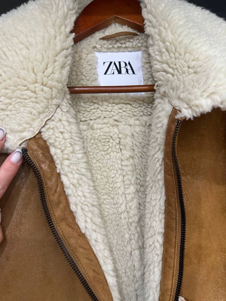 Продам дубленку куртку Zara