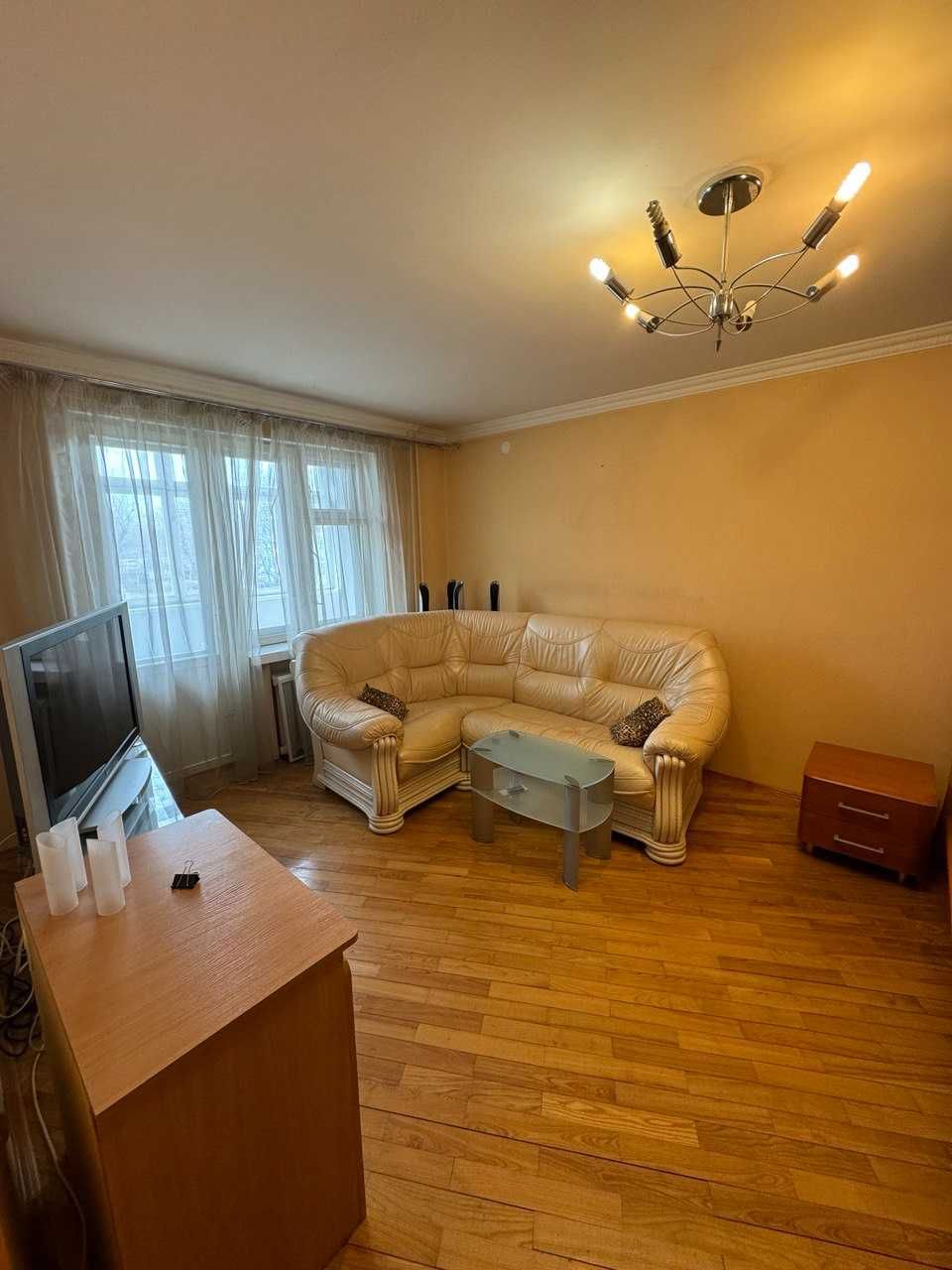 Продам 1 к. квартиру пр. Відрадний 32, КПІ НАУ