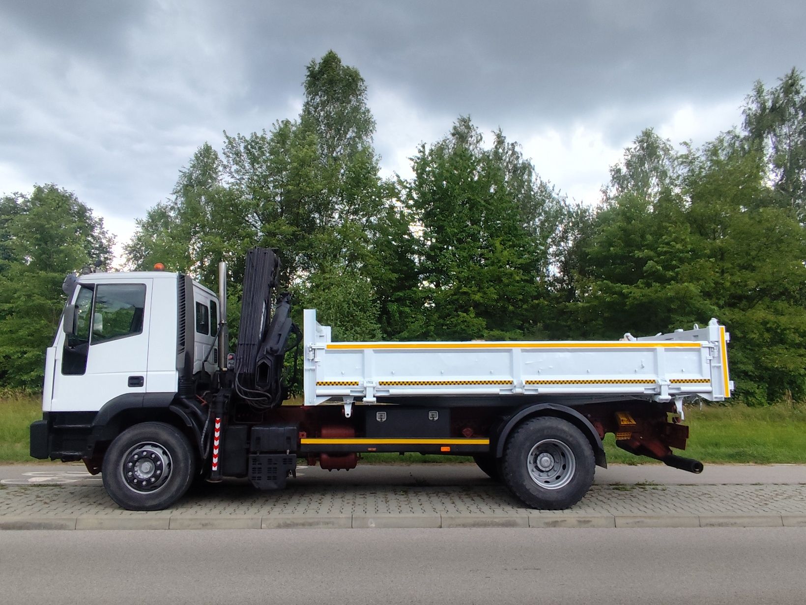 Iveco Cursor**Kiper 3 strony**HDS**Hydroburta**