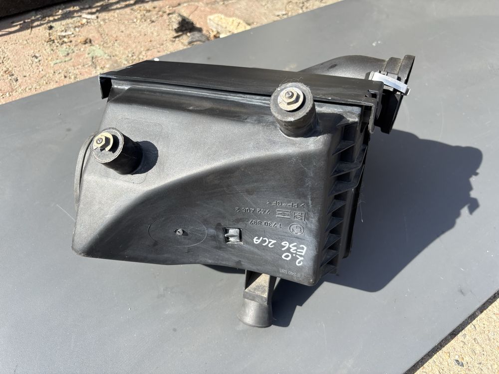 Obudowa filtra powietrza BMW E36 320i M52B20 M50B20 airbox