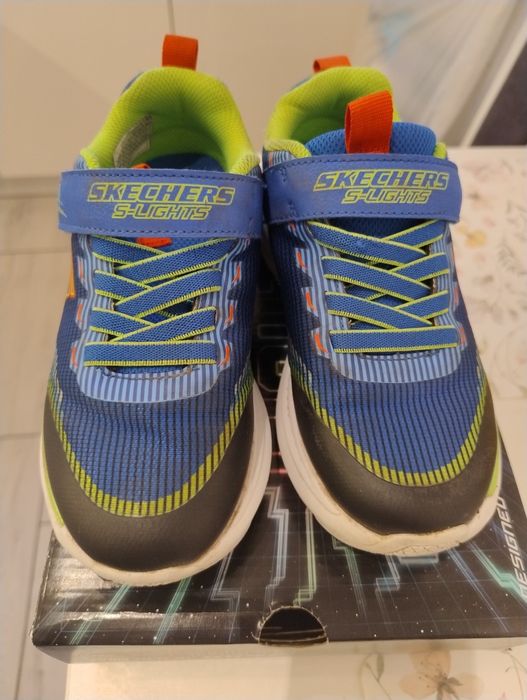 Sketchers S-lights 33