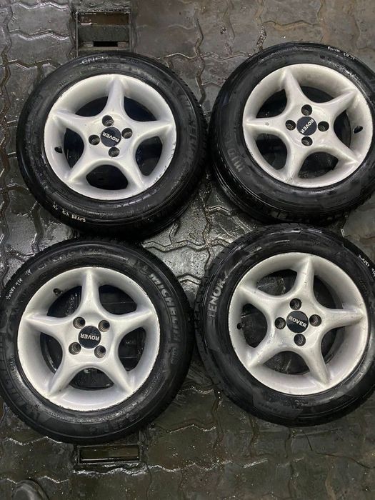 Jantes Rover R15 com pneus 175/55 furação 4x100