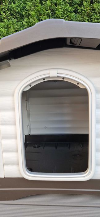 Buda dla pieska z tworzywa, nie używana