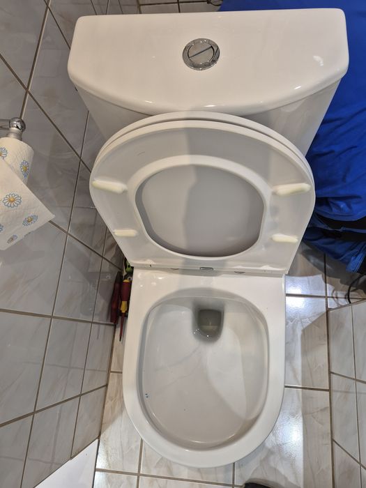 WC kompakt ubikacja toaleta wysoka + mata do montażu