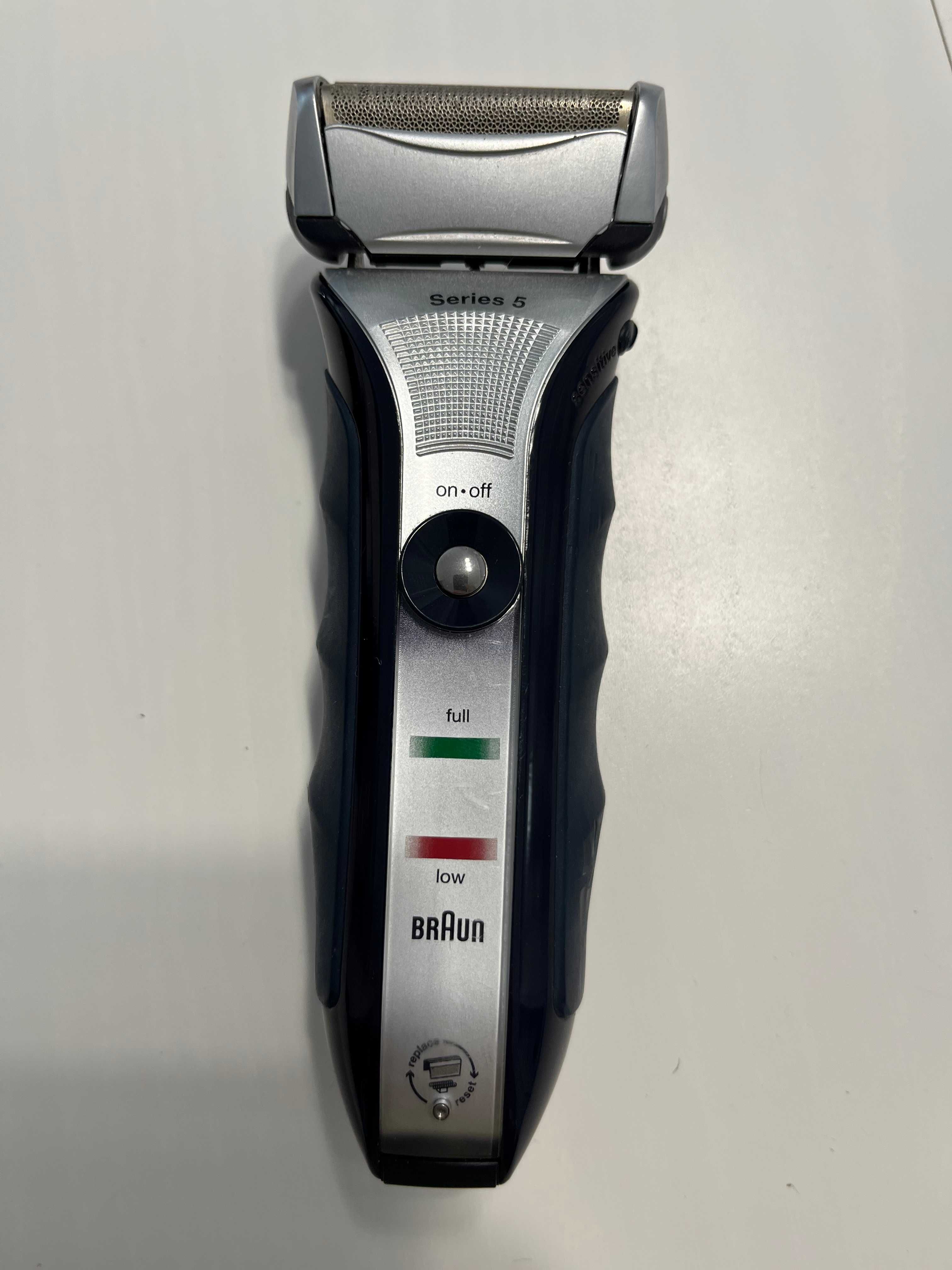 Golarka Braun seria 5 model 5751 + nowe ostrza i siatka