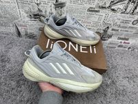 Кроссовки Adidas Ozrah Розмір 42 Original Взуття