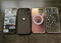 4 etui iphon 11. Stan idealny.