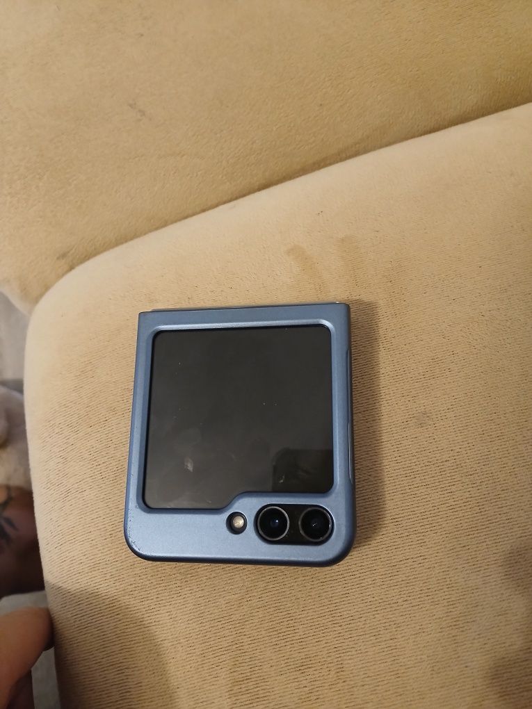 Telefon samsung Galaxy z flip 5
