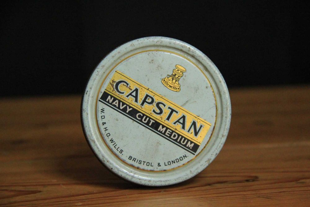 Lata de tabaco vintage Capstan