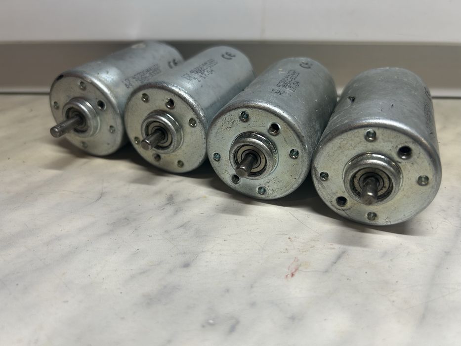 Silnik dc 12v 24v cena za sztuke!