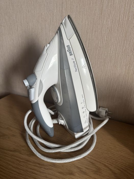Утюг BRAUN TexStyle7