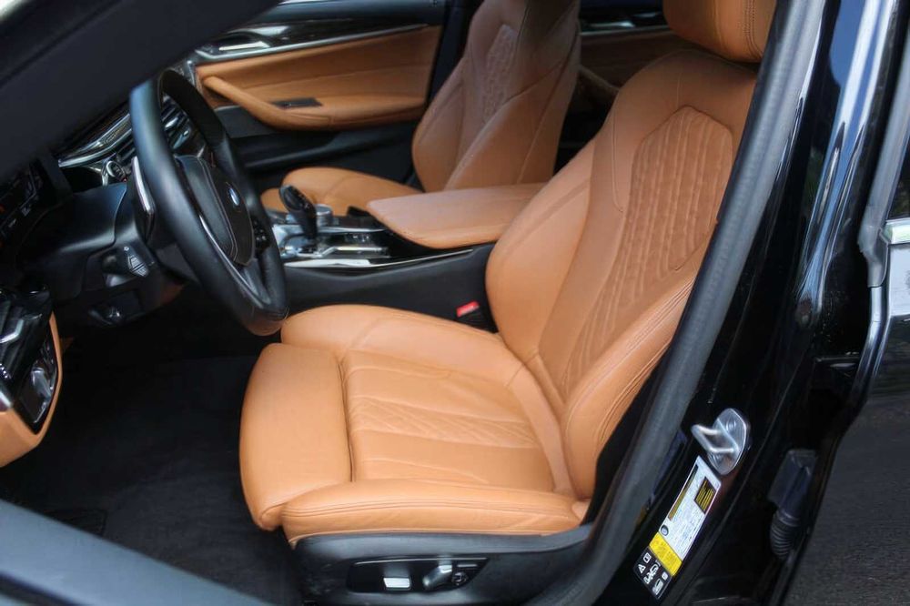 BMW 5 Series 530i xDrive      2023