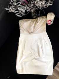 Kremowa sukienka Orsay