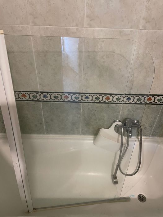 Resguardo de banheira em vidro, 77x121 cm