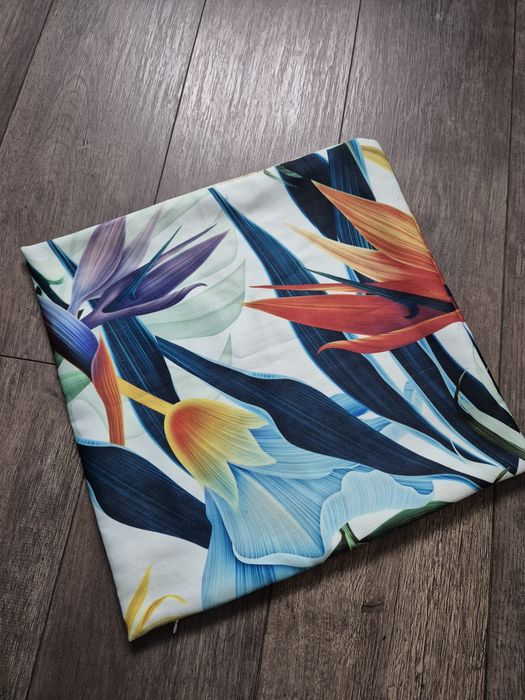 Poszewka na poduszkę dekoracyjna kwiaty używana