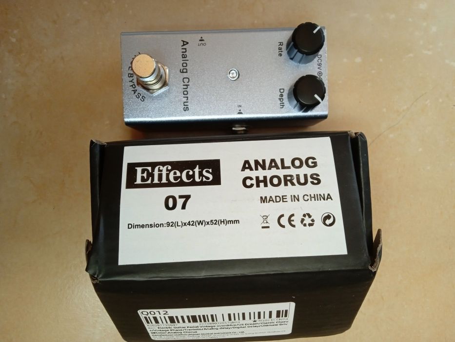 Продам гітарні педалі