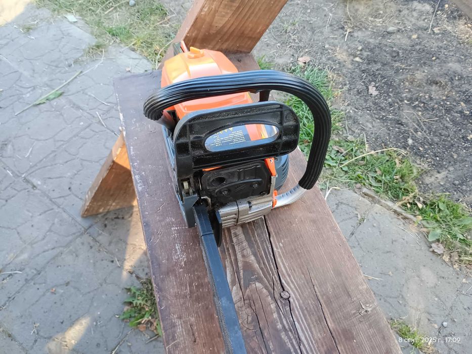 продам Бензопилу ланцюгову Limex Mp 522n